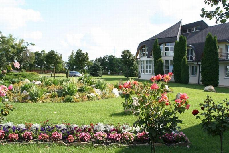 Hotel Ovit Keszthely Εξωτερικό φωτογραφία