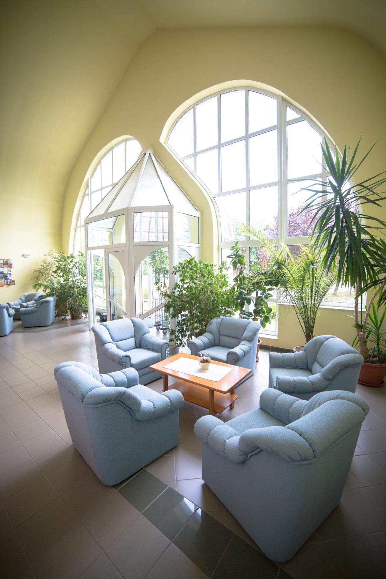 Hotel Ovit Keszthely Εξωτερικό φωτογραφία