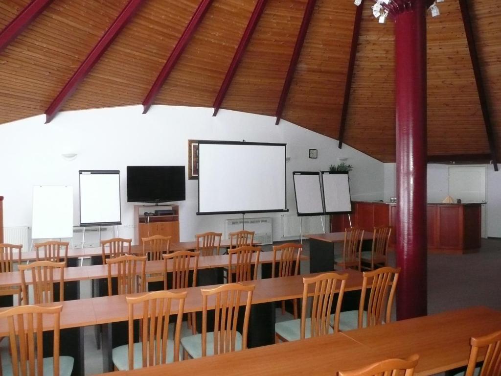Hotel Ovit Keszthely Εξωτερικό φωτογραφία