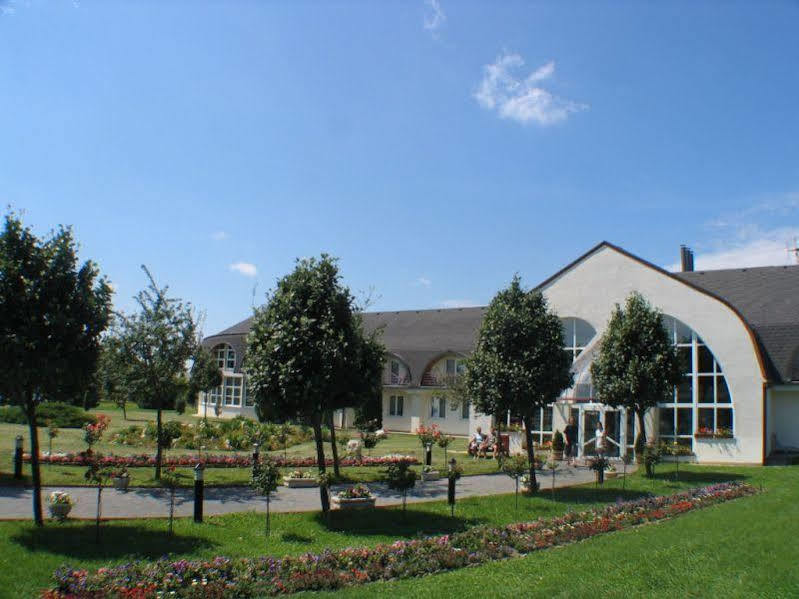 Hotel Ovit Keszthely Εξωτερικό φωτογραφία